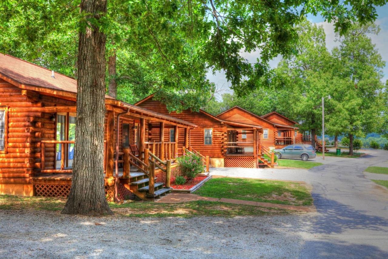 Crown Lake Resort & Spa Horseshoe Bend Bagian luar foto
