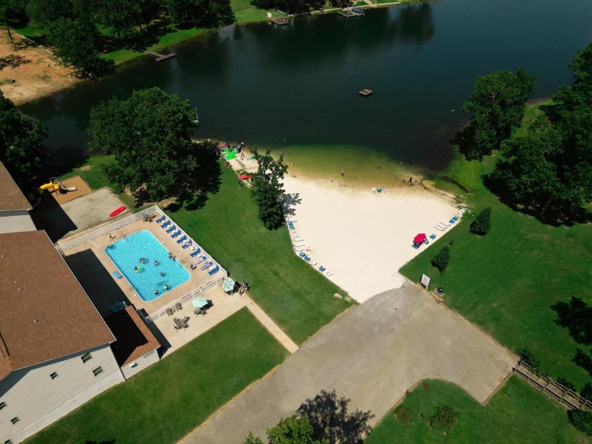 Crown Lake Resort & Spa Horseshoe Bend Bagian luar foto